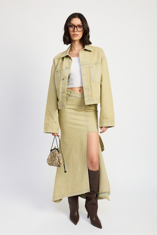 Oversized denim jacket 22402065_3959686b-3832-4dd6-886c-86f20c323c7f