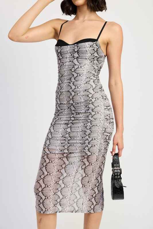 RUCHED BODYCON MIDI DRESS 22402291_a20e94b8-5788-4370-bcbc-7029de2de098