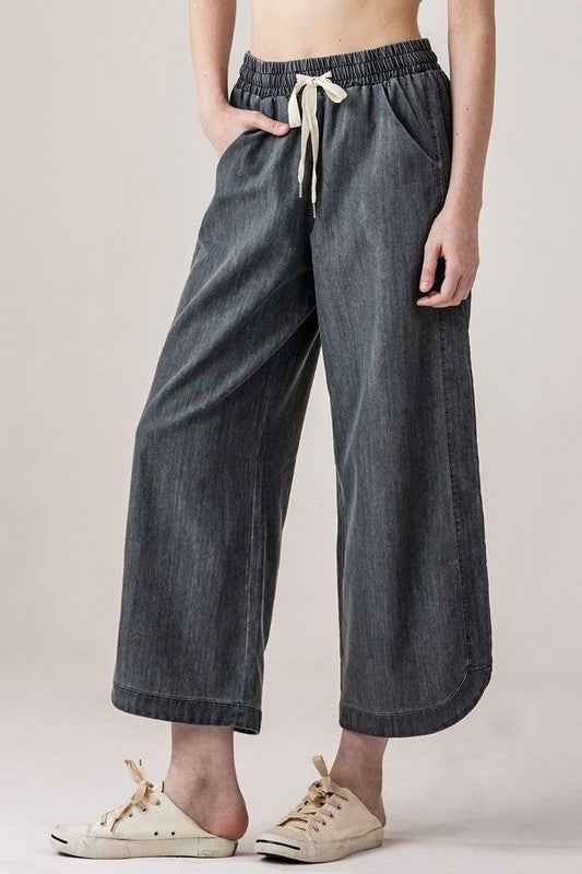 Denim Wide Leg Crop Pants with Dolphine Tail Hem 22440273_04a02c0b-5c5e-4669-8105-64efeecd395d