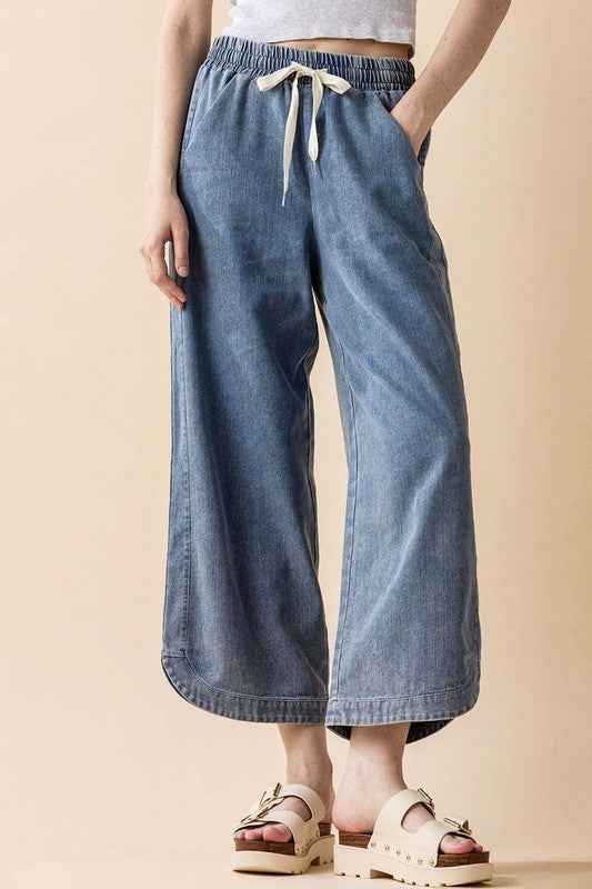 Denim Wide Leg Crop Pants with Dolphine Tail Hem LT.Blue 22440273_5a3fd8d2-54a4-40b5-b639-cc9e941d18c9