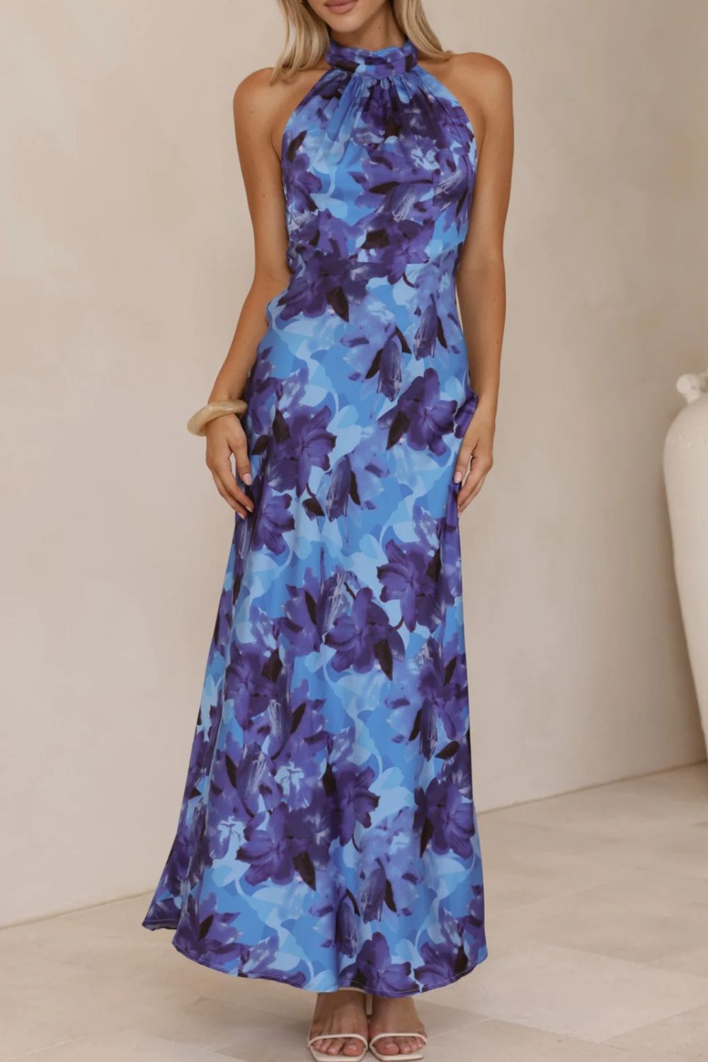 Floral Print Halter Neck Maxi Dress Blue 22546c2e-ba7c-46e0-b56a-76345fcaf467-Max