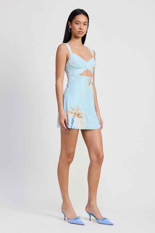 MINI LACE CONTRAST DRESS 22759909_d399bdf0-3a4e-403f-b8bf-1553e09dabf3