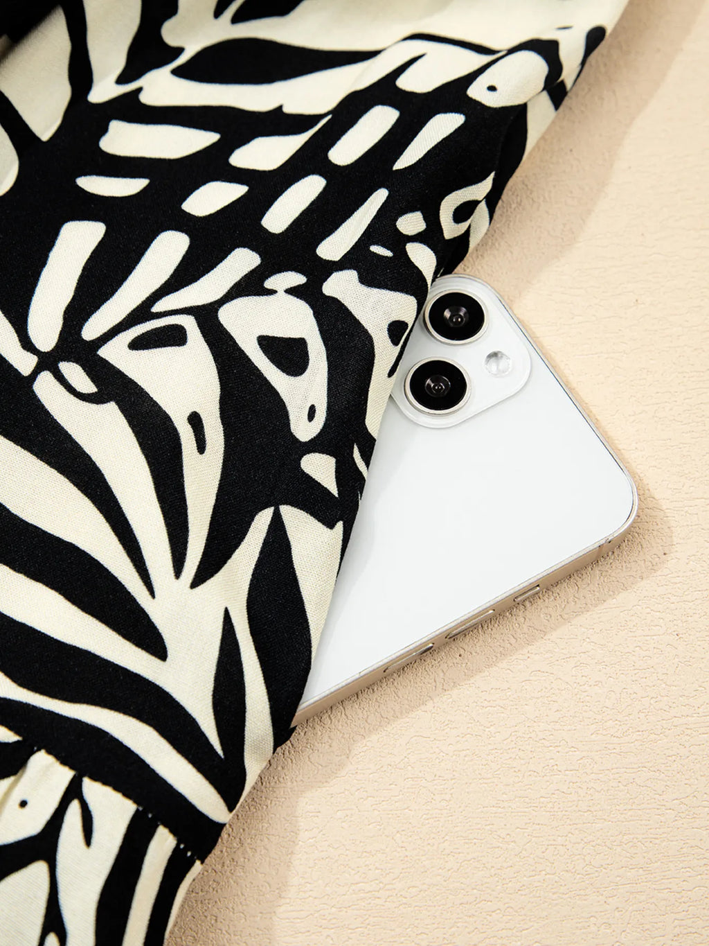 Palm Print Wrapped Spaghetti Straps Tiered Dress 22a957203b8a430d87b0eea107c5701c-Max-Origin