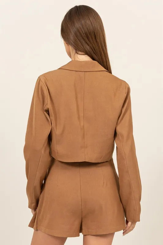 Cropped Button-Down Blazer 22abdbb72ac748ec9056cc7e9b109aa5-Max-Origin
