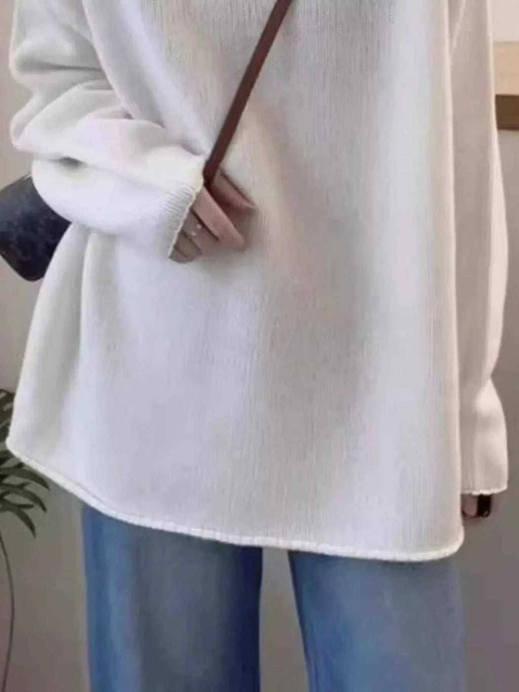 Round Neck Dropped Shoulder Sweater 22b9aedb-006d-4976-bc36-4bd7d2518cc4-Max-Origin