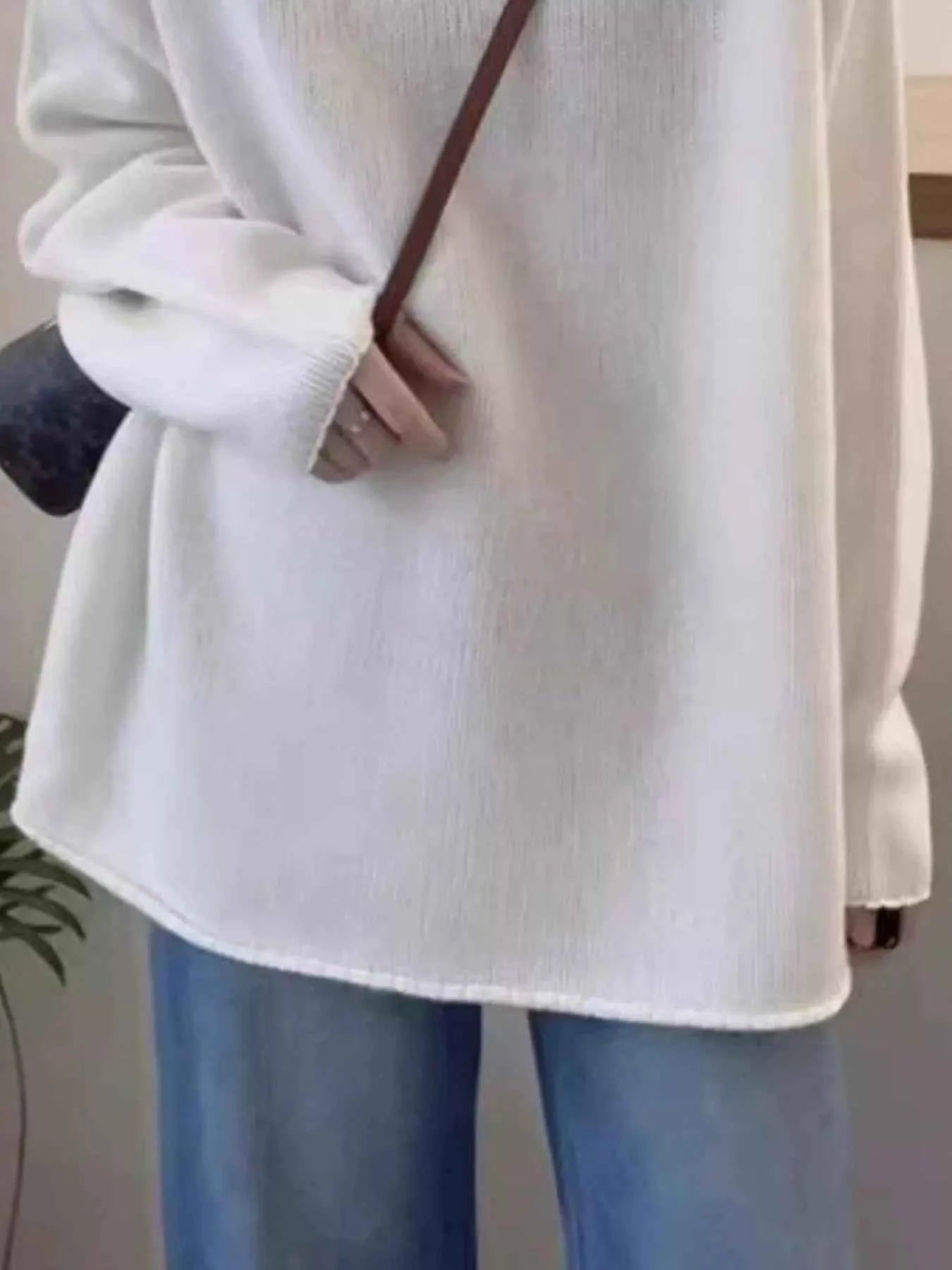 Round Neck Dropped Shoulder Sweater 22b9aedb-006d-4976-bc36-4bd7d2518cc4-Max-Origin