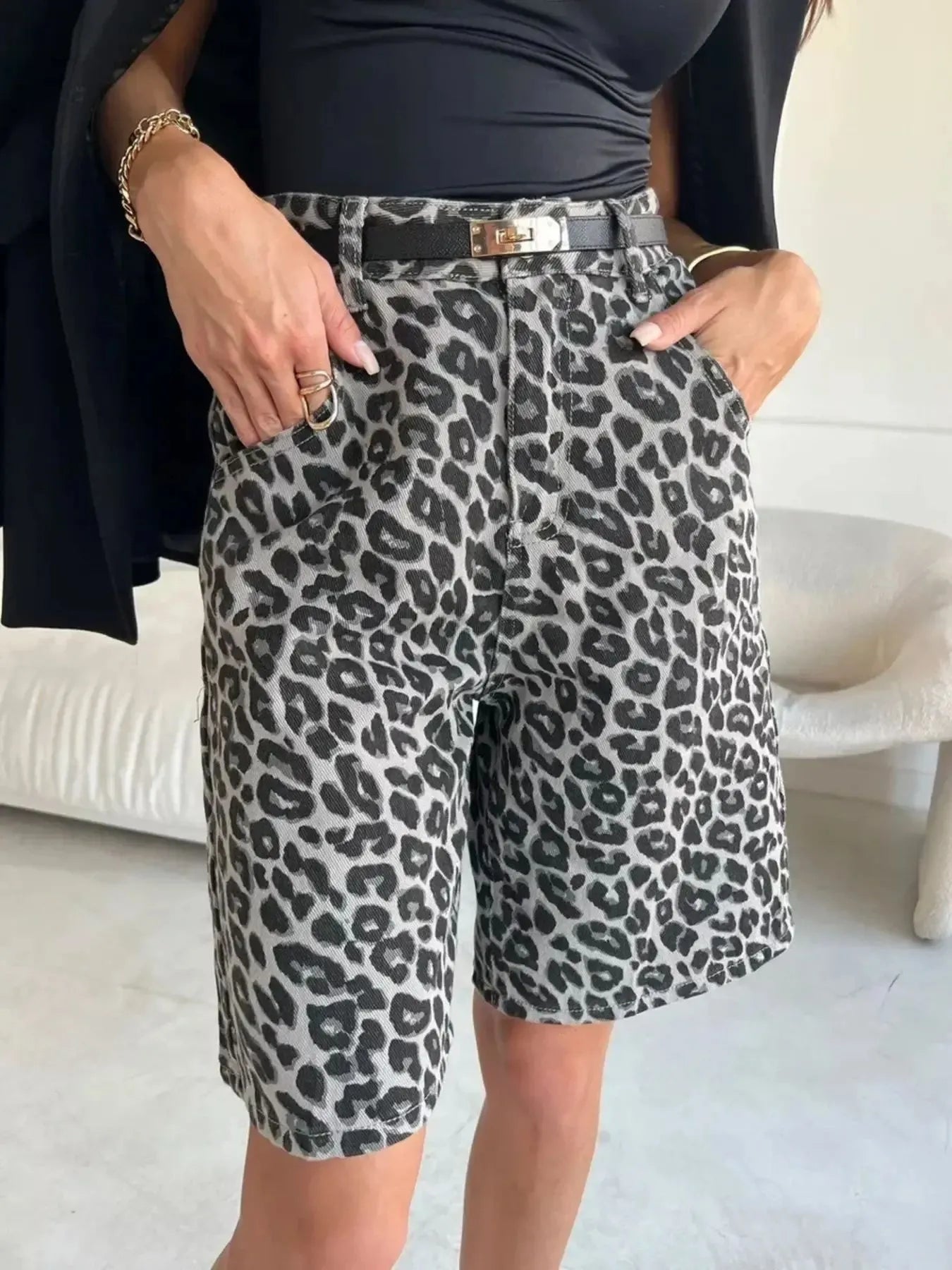 Leopard Print High-Waisted Casual Shorts Dark Gray 22e102af-a5c9-4ef9-bac9-58ee0dcf8761-Max-Origin