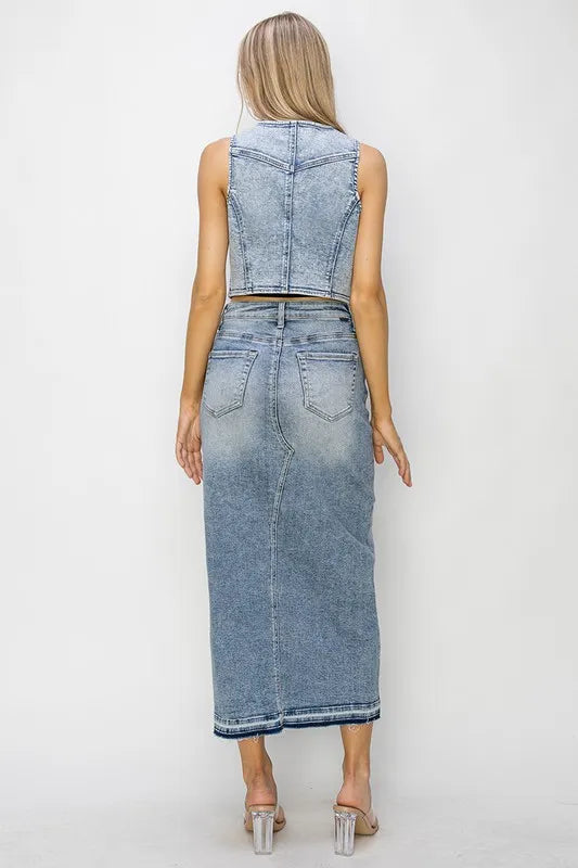 RISEN Button Down Crop Denim Vest 22fd30eb-203a-42f7-a774-be628dd8b7b1-Max