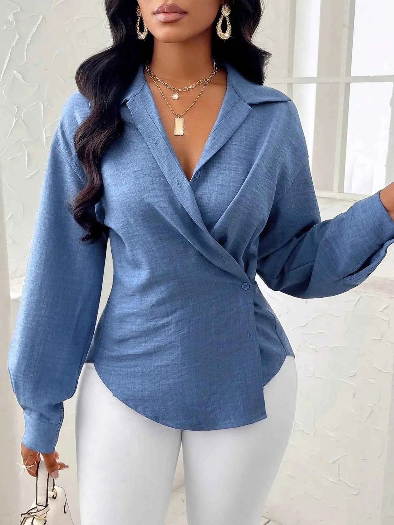 Collared Long Sleeve Blouse 22fe7c6f1a6943cea5270901a0d5759d-Max-Origin