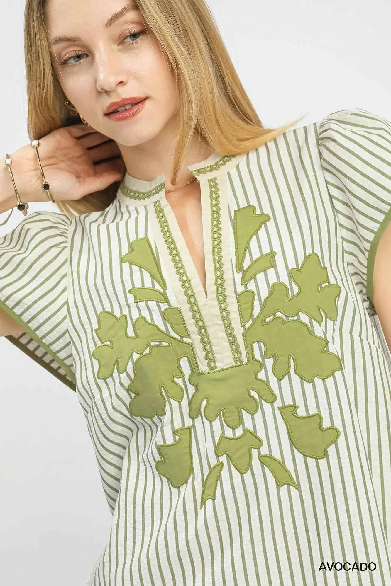 Umgee V-Neck Stripe Top with Lace Trim 23040255-4f8d-43e2-acf2-6f6a41911606-Max-Origin