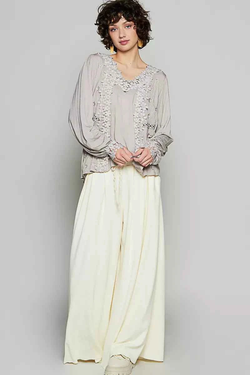 POL Floral Embroidery Woven Top with Lace Trim 230e9cda-7275-4eee-9f68-57a3a7cbf101-Max-Origin