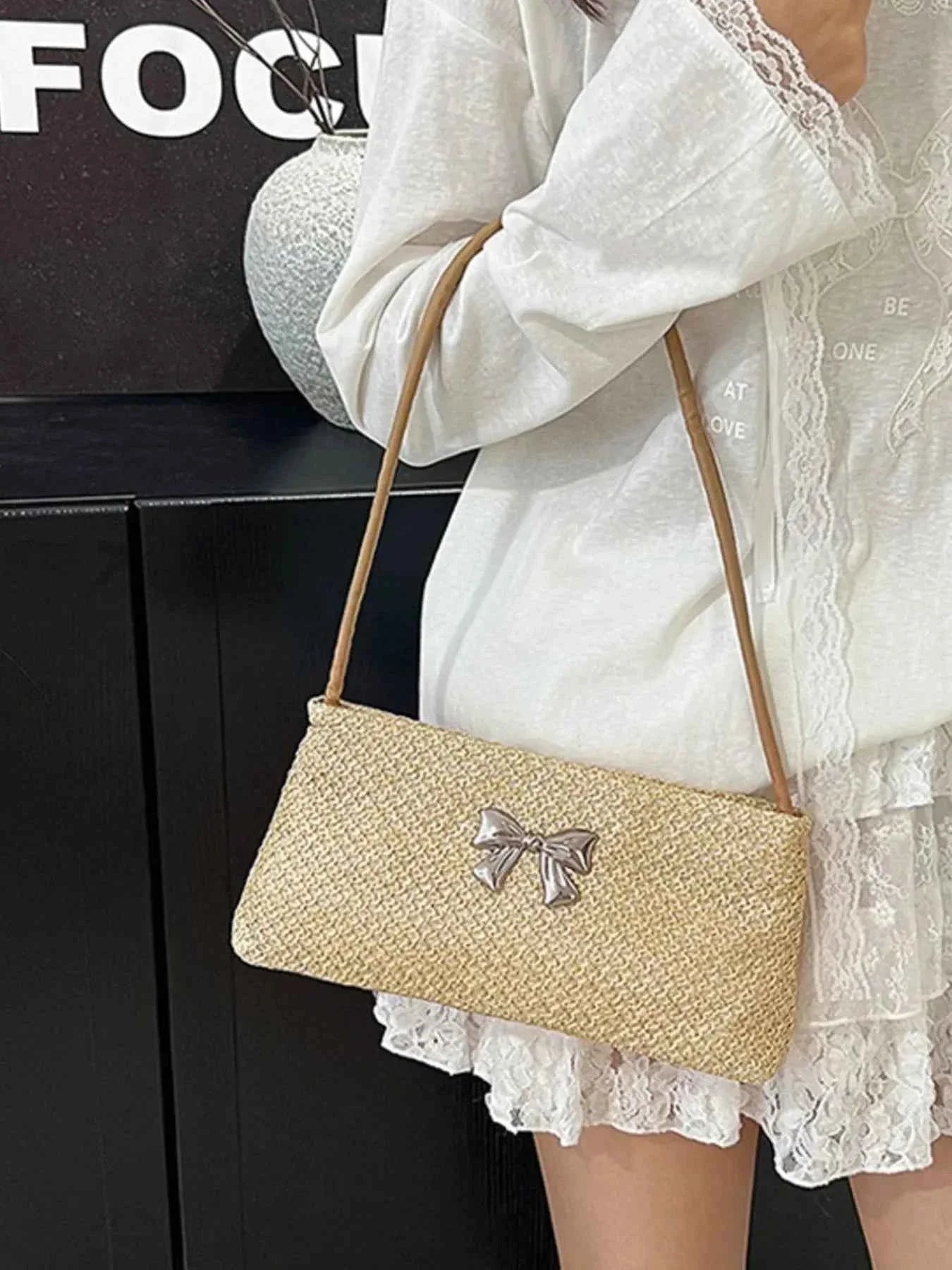 Woven Straw Shoulder Bag with Bow Detail 23181995-c95c-4560-9c87-4517a132f143-Max-Origin