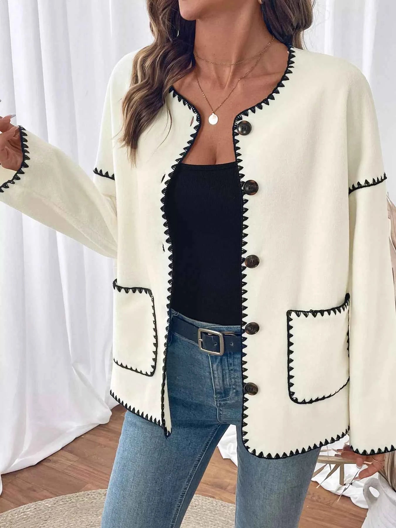 Contrast Trim Button Up Jacket 2382bbf5-18fd-4765-8eb3-cb330f3068fc-Max-Origin