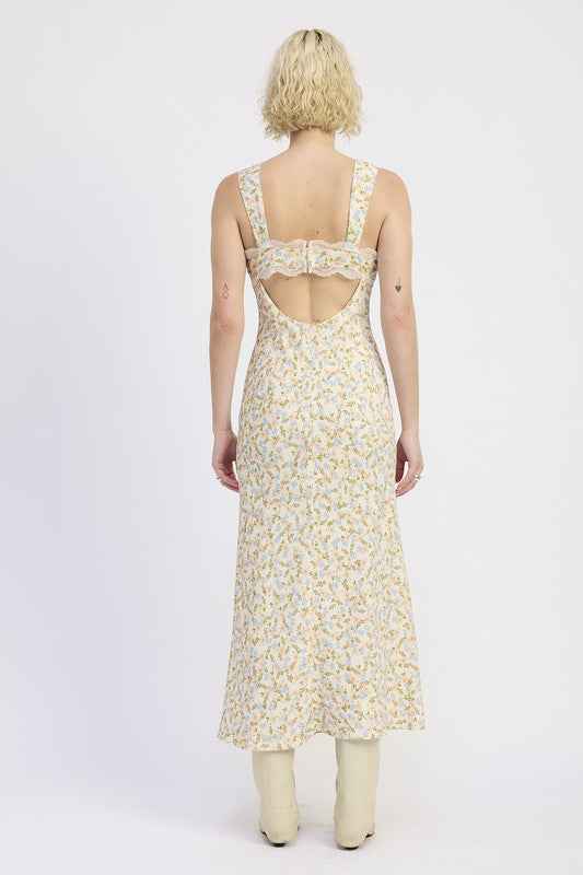 Ditsy Print Midi Dress with Cutout and Lace Trim 23918826_58a7e3ae-7bbc-4d08-8047-5ae7ba6e0651