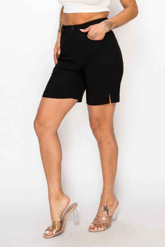 Golf Straight Dressy Bermuda 23971160_1f258e1c-d4f4-4c0f-a906-f8c719fbfb62