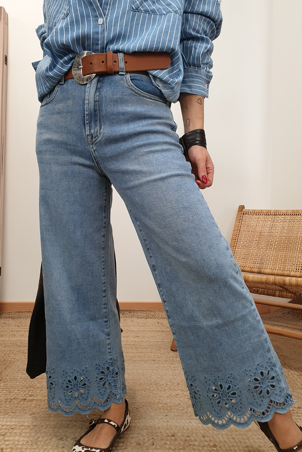 Dusk Blue Embroidered Cropped Wide Leg High Waist Jeans 23c16781a4b21ab3