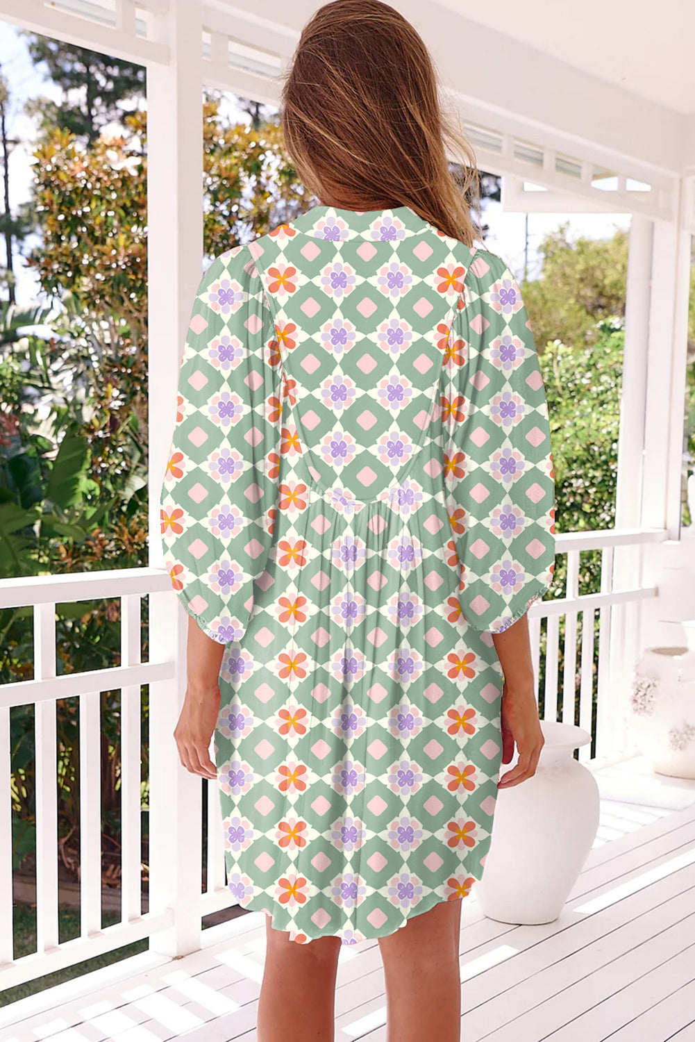 Green Geometric Floral Print 3/4 Sleeve Notched Neck Mini Dress 23f45e03575010f9