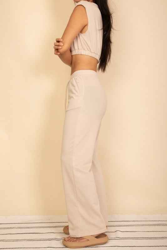 Elastic Hem Crop Top & Wide Leg Pants Set 24034687_74048004-faab-4c9f-a06b-13d9596d75fa