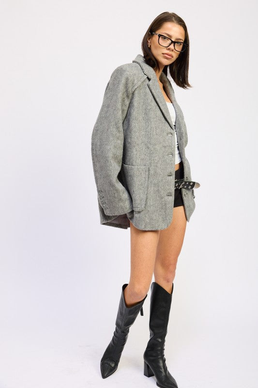 Oversized coat with pockets 24151974_094a69fd-97f0-4a5a-9012-a142012c87e4