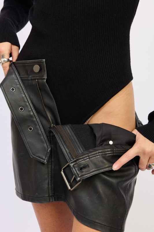 LONG SLEEVE TURTLE NECK BODYSUIT WITH OPEN BACK 24174597_934b17b3-683f-4068-a45b-65542652faf5