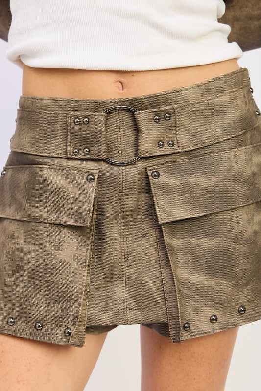LOW RISE CARGO SUEDE MINI SKIRT 24174662_43145d43-1f7d-4737-a32e-601e38b8d208
