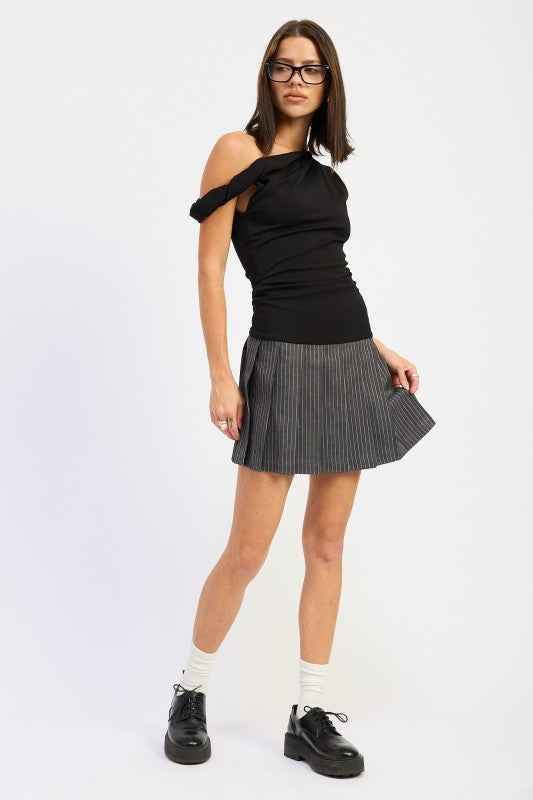 Contrasted Off-Shoulder Mini Dress 24268302_5282b057-1791-4e34-8892-18133a56c289