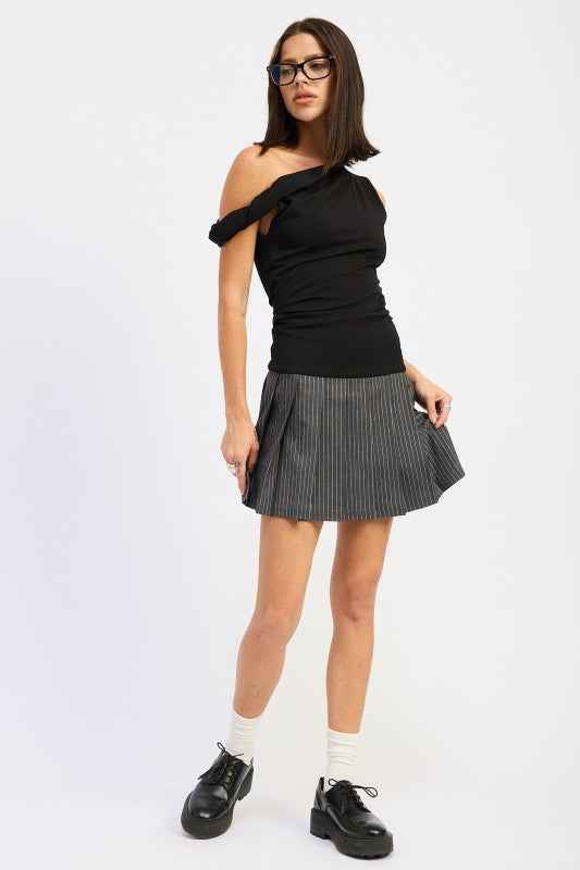 Contrasted Off-Shoulder Mini Dress 24268302_bceb0f09-163e-4638-84d7-d0110196b098