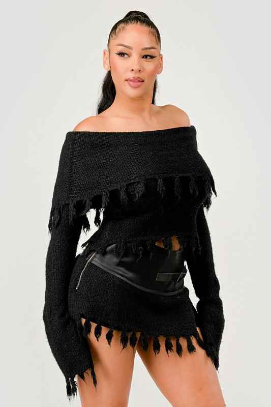 Off-Shoulder Knit Set with Faux Leather Mini Skirt 24351169_90338833-5c1c-4163-b693-bb40a1d44d24