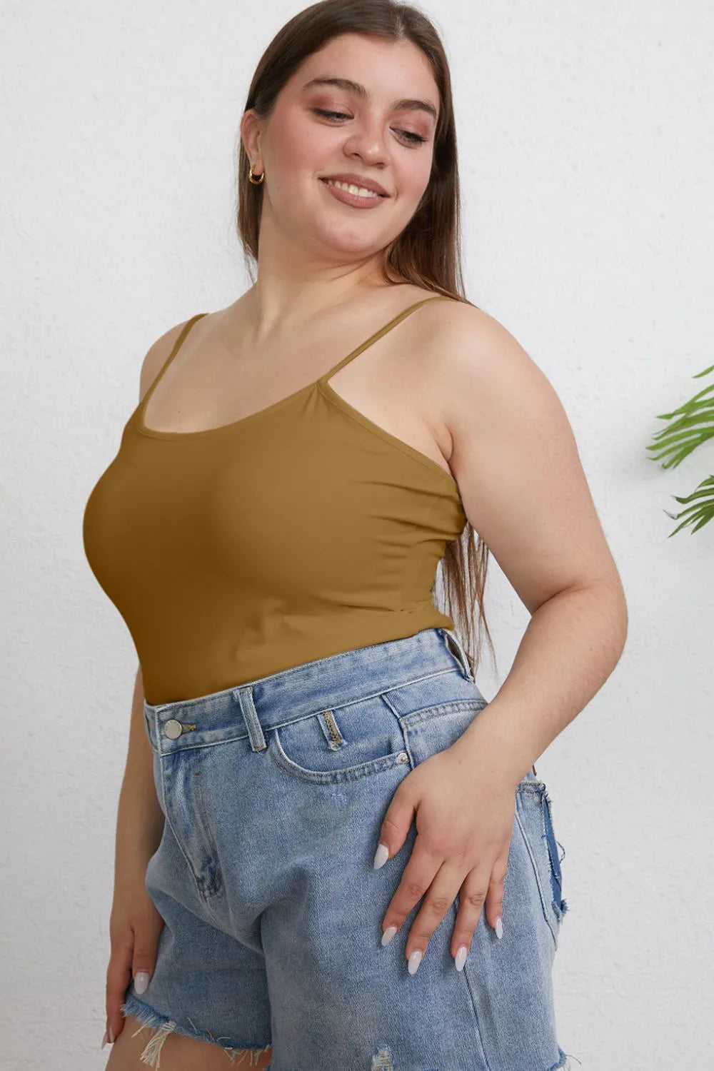 Basic Bae Full Size Round Neck Slim Cami 2451d03d-b676-4ad8-a540-79fb2e124f0c-Max