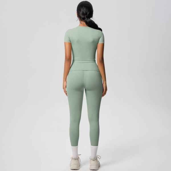 Well-in Vogue CoreSculpt Short Sleeve Set 24530298_77bc8138-abc4-421c-9d5d-0745f293db33