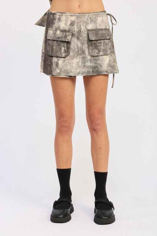 MINI LOW WAIST FRONT POCKET WRAP SKORT 24577049_b17867db-7469-4262-9048-779d88263385