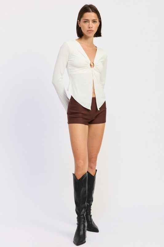 LONG SLEEVE FRONT RING RUCHED TOP 24577142_22108f41-a45c-4f0d-9870-a40f375f379e