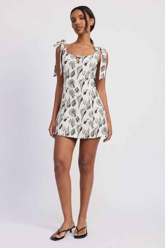 SQAURE NECK FITTED MINI DRESS WITH TIE STRAPS 24577145_b3496c39-3ee4-4ca4-aaaa-f6e21135981c