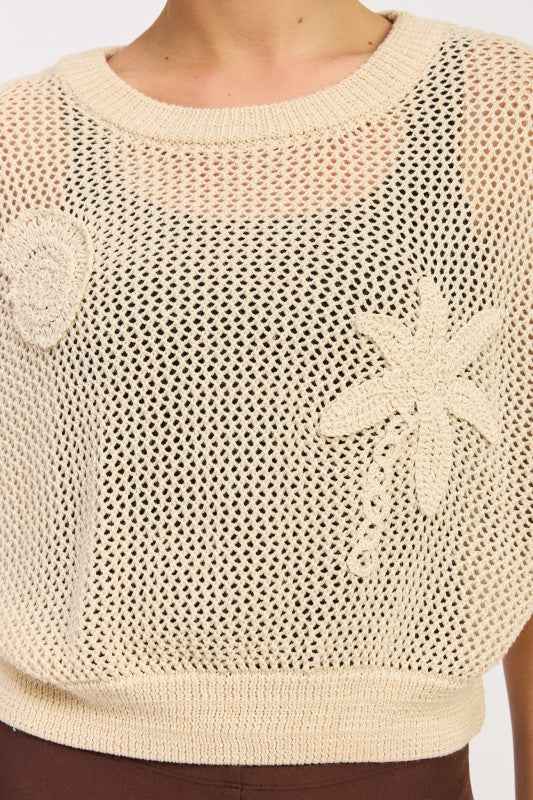 SLEEVELESS CROCHET PATCHED TOP 24577339_0175576b-4ab5-4fff-9e36-51b021efa15f