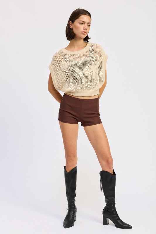 SLEEVELESS CROCHET PATCHED TOP 24577339_efd0395f-0fbf-44e5-b537-e41d86aed3b4