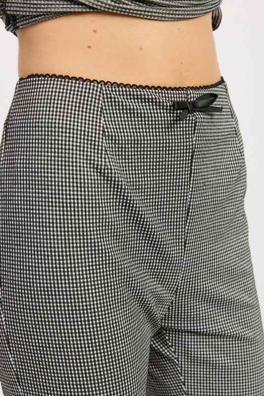 GINGHAM CAPRI PANTS WITH LACE TRIM 24610061_479f44a7-598a-41d0-9e9f-7aeed9483e87