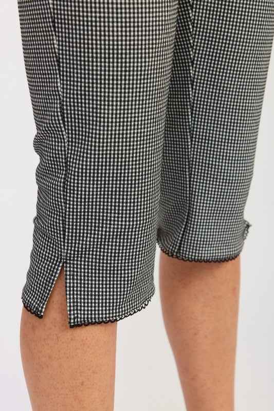 GINGHAM CAPRI PANTS WITH LACE TRIM 24610061_6c9f106b-eef1-47c6-a219-e17e675d5fa3