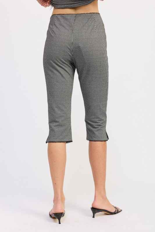 GINGHAM CAPRI PANTS WITH LACE TRIM 24610061_f2a5fe0a-b21f-4d8f-911f-66d2b4f243f3