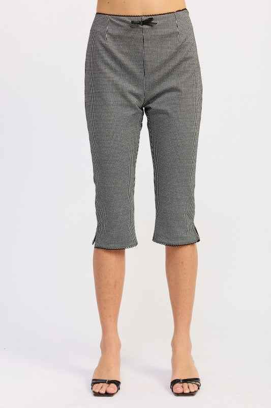GINGHAM CAPRI PANTS WITH LACE TRIM 24610061_ff7733fb-c7ba-459a-b8bd-714e38125f12