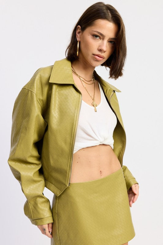 Cropped jacket with collar and zipper 24610716_a5c8ca1c-e9d1-440a-9744-fb2b41d5a662