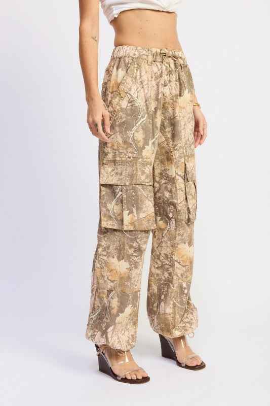 WOODLAND CAMO CARGO PANTS 24610718_153736ca-6cc5-49c1-822d-aa765fe0b2ab