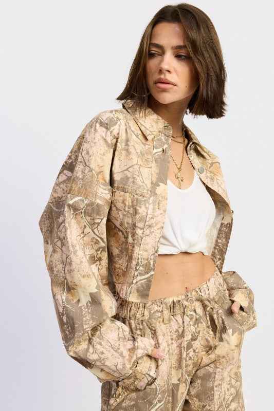 WOODLAND CAMO OVERSIZED JACKET 24610719_41294776-45c2-4ae2-8d80-ee88a0b59079