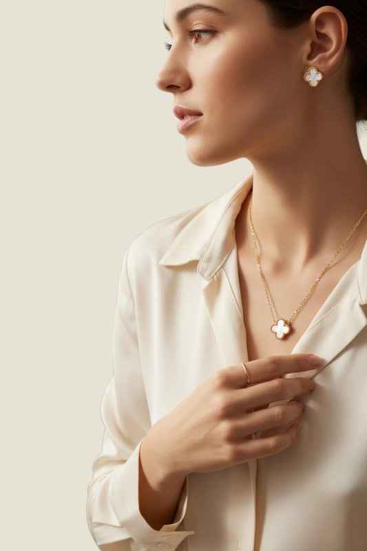 MOP Clover Pendant Necklace Set Gold O S 24830181_e6aca97a-5aff-45eb-8158-3d9499f0c564