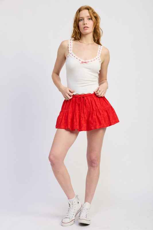 CROCHET STRAP SCALLOPED TANK TOP 24996226_ceb716c2-e59f-431a-b53f-83b2c7e97e3b