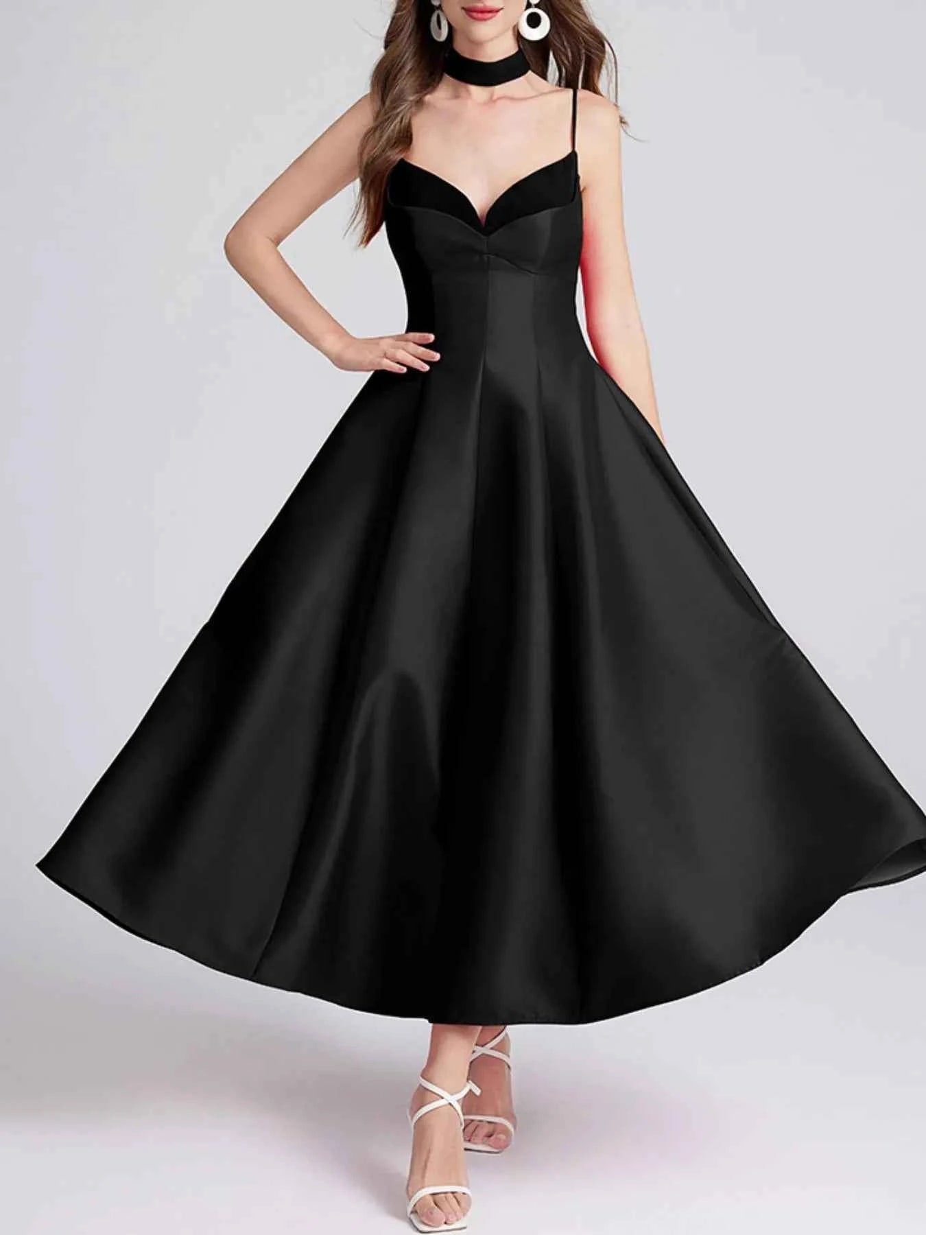 Sweetheart Spaghetti Strap Midi Dress with Collar 249ce439-93c1-41cf-9087-5180c6c031ef-Max-Origin