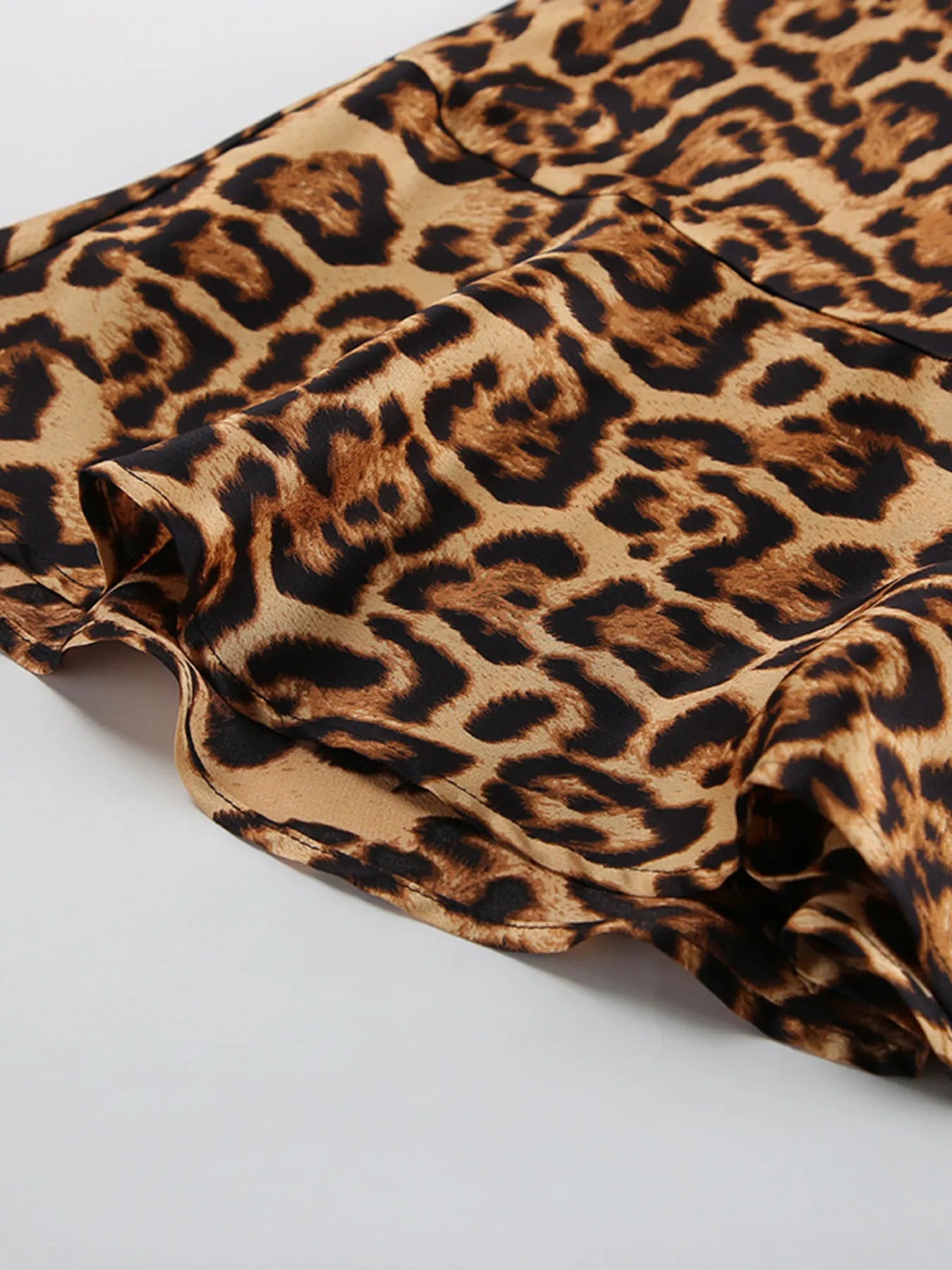Leopard Print Mini Skirt 24a9842ea02141849b15fcfc18013a16-Max-Origin