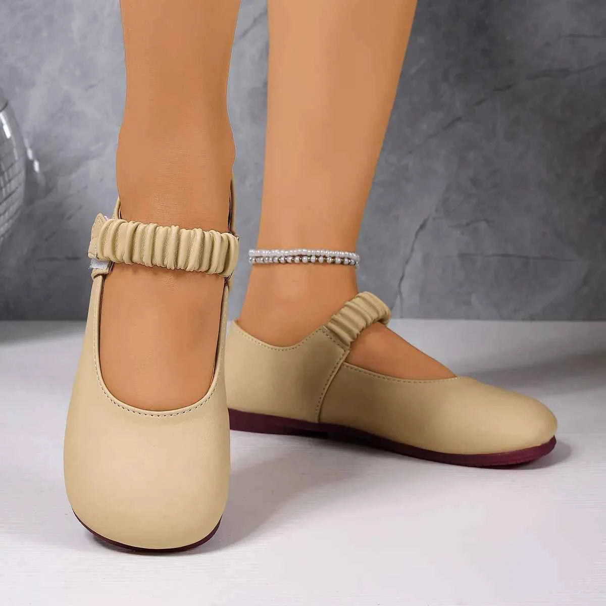 Round Toe Flat Loafers 24b1c0c41a28481eaa80b705432667d5-Max-Origin