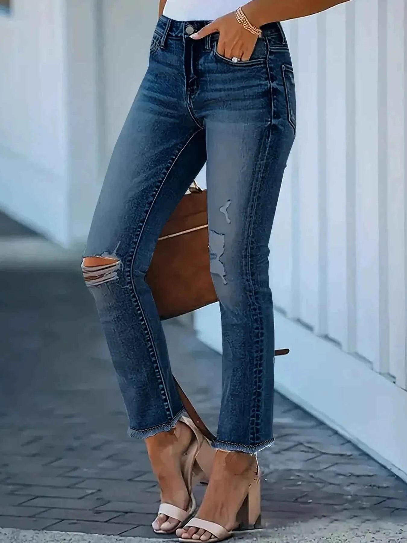 Distressed High-Waisted Skinny Jeans 24c2f9d21075438f8c1ec7ea9d5c5394-Max-Origin