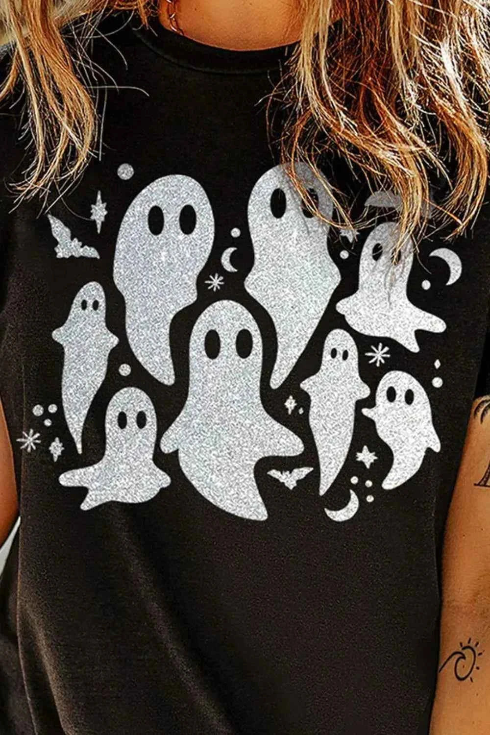 Full Size Ghost Round Neck Short Sleeve T-Shirt 24ffa104-0d5b-47ae-9949-3182f708254f-Max