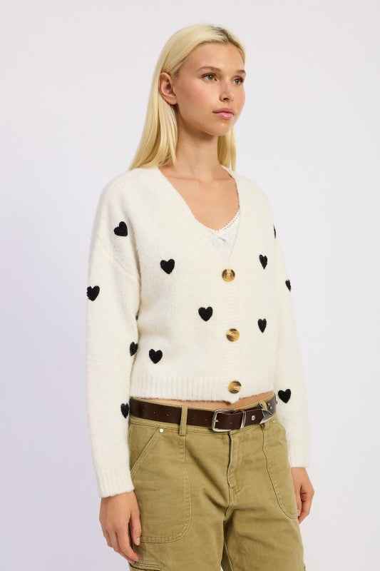 CROPPED CARDIGAN WITH EMBROIDERY 25035427_6bae90fa-113f-46d3-b533-603116fdf111
